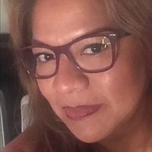 Meet your Posher, Clara